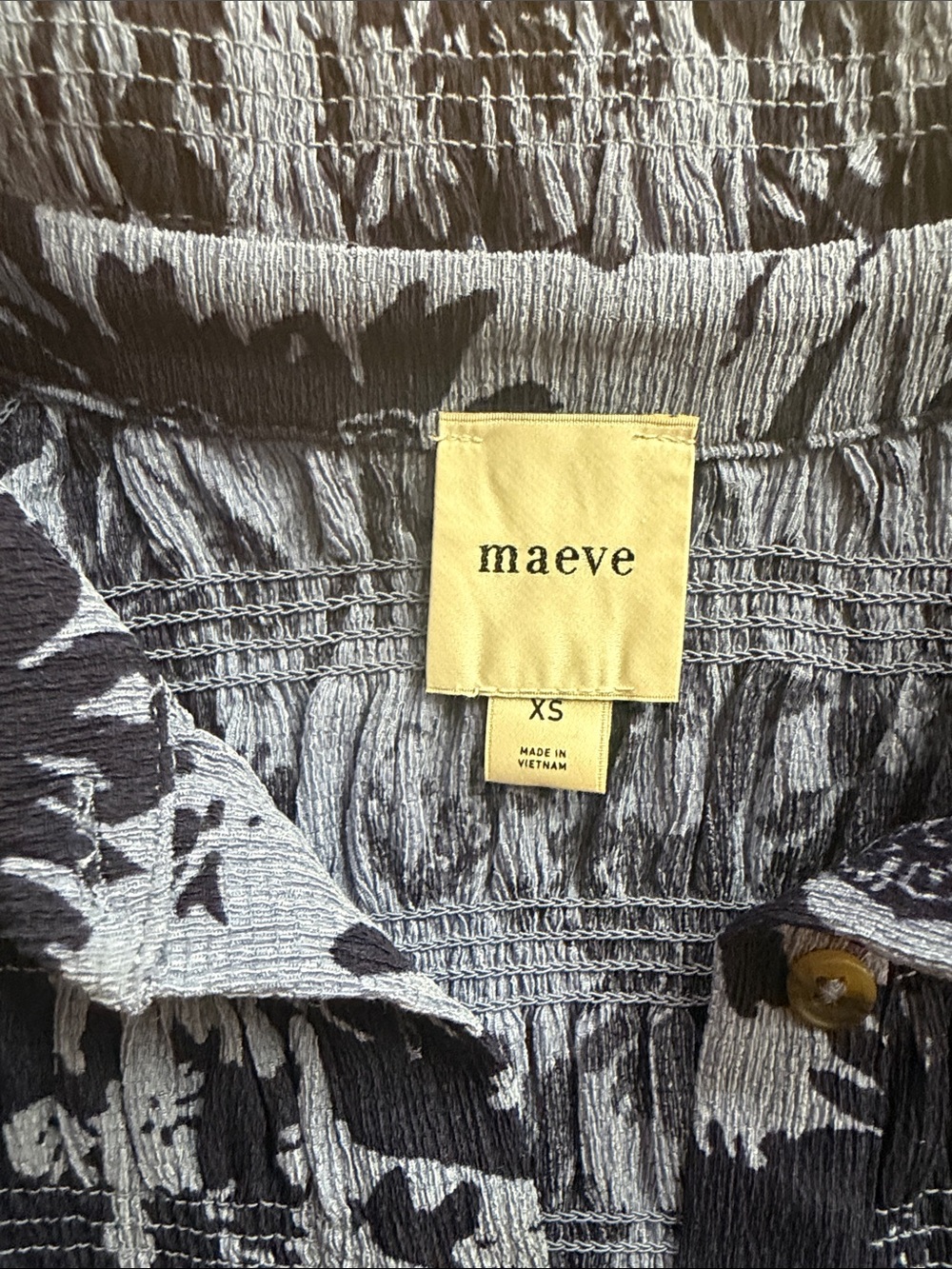Maeve Navy and Periwinkle Blue Crinkle Button-Down Shirt - Picture 4 of 5